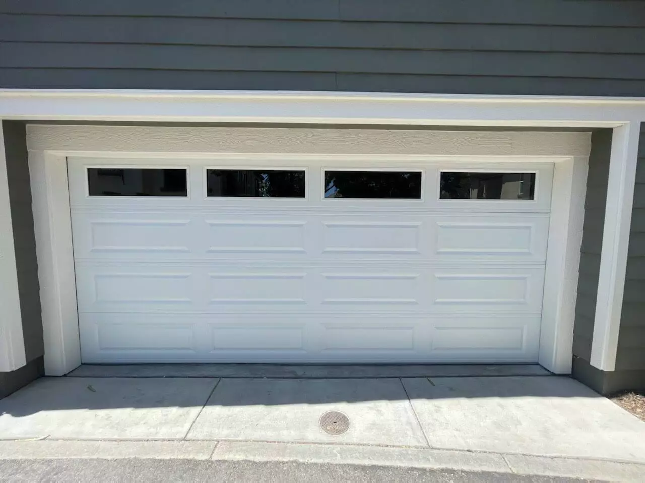 Garage-Door-Safety-Tips